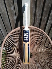 M&H F100 Pro Cricket Bat