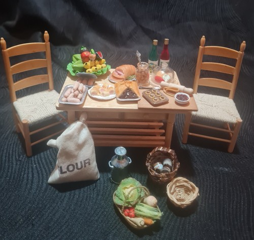 Dolls house furniture - dolls,