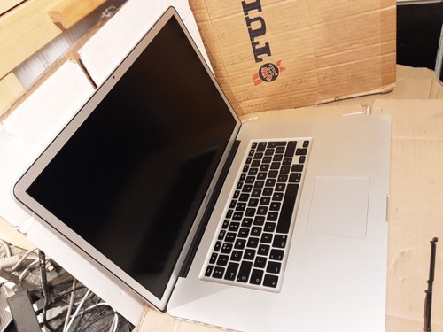 Genuine macbook pro mid - macbook, 17"