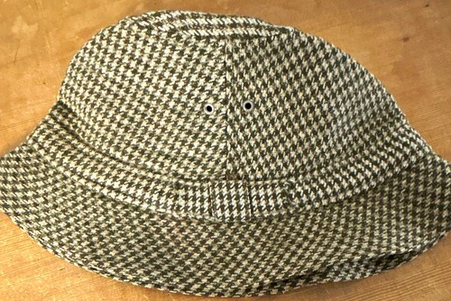 Vintage dunn tweed flat - vintage,