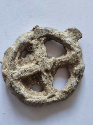 Saxon lead with christian - saxon,