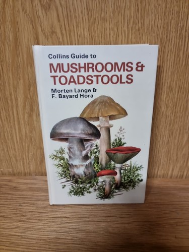 Field guide mushrooms and - to,