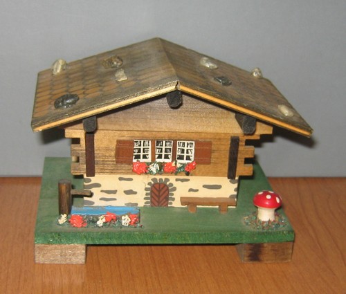 Mapsa swiss chalet musical box - swiss,