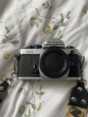 Nikon fm2 silver body only - body,