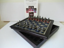 VINTAGE CHESS SET FRANKLIN MINT 1985 BATTLE OF WATERLOO AND CHESS CABINET