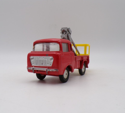 Corgi toys jeep 150 red - toys, fc-150