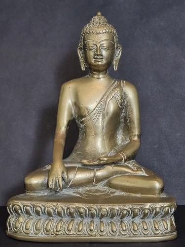 Vintage brass thai buddha - vintage,