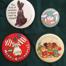 Hallmark buttons lot 4 - hallmark,
