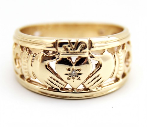 9ct gold claddagh - gold, diamond
