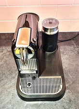  Magimix Nespresso M190 Citiz Pod Coffee Machine & Milk Frother - Shiny Black
