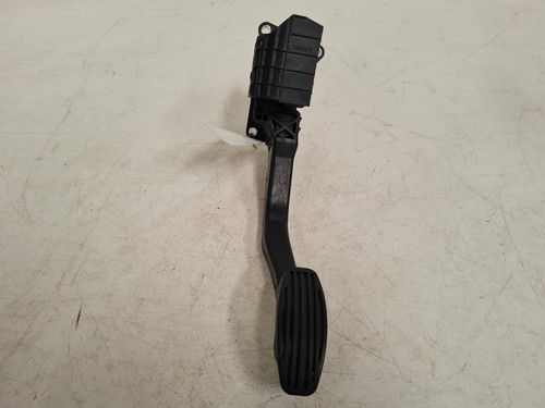 Fiat 500 mk1 - 2010, throttle