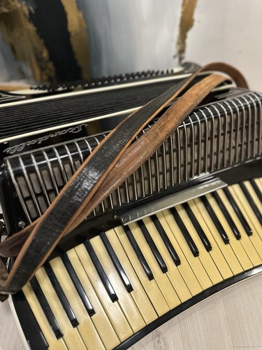 Scandalli scotti four - four, piano