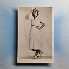 British Actress Postcard C1935 Real Photo Gracie Fields Picturegoer