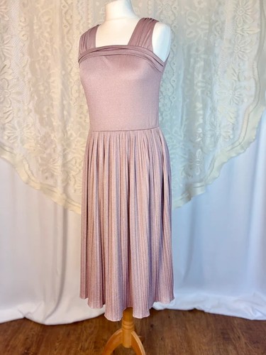 1970s shimmery lilac party - shimmery,