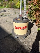 Propress Portable Steamer 2500 Series