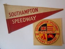 SOUTHAMPTON   SPEEDWAY  1950`s  early  original pennant  and transfer