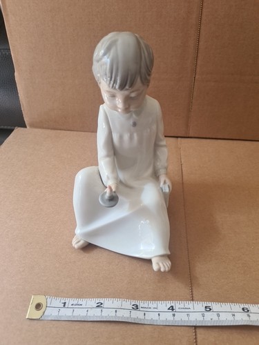Lovely lladro nao porcelain - nao,