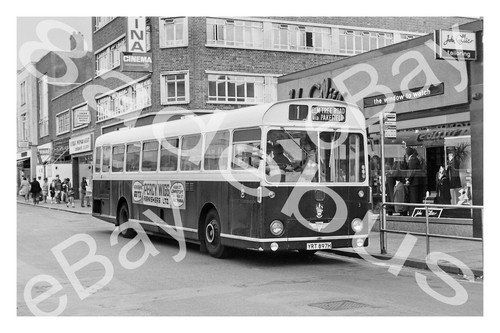Bus photograph lowestoft - lowestoft, c.t