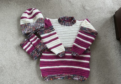 Childrens hand knitted - hand,