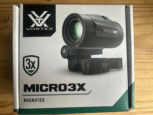 Vortex micro magnifier flip - 3x,