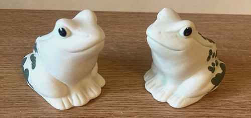 Pair highbank ceramic - pair, of
