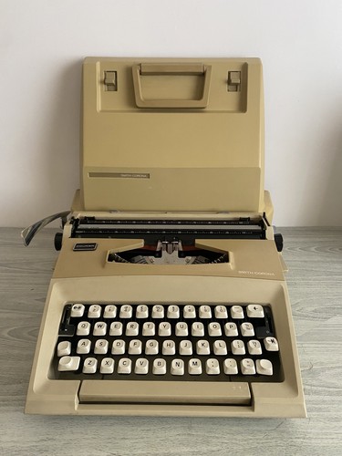 Vintage beige smith - vintage, corona