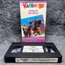 Kidsongs day the circus - kidsongs,
