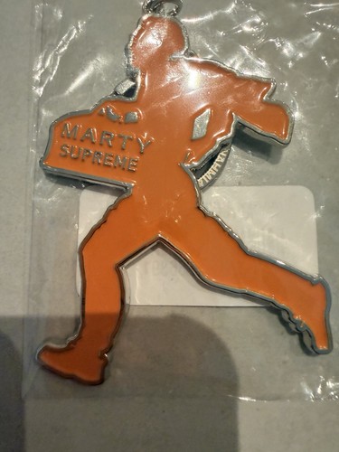 Marty supreme keychain london - supreme,
