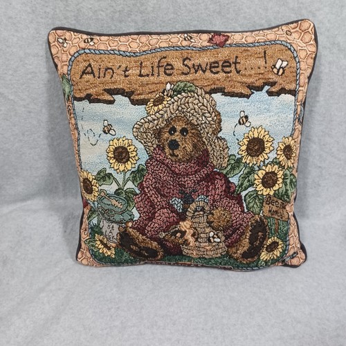 Boyd bear friends tapestry - boyd's,