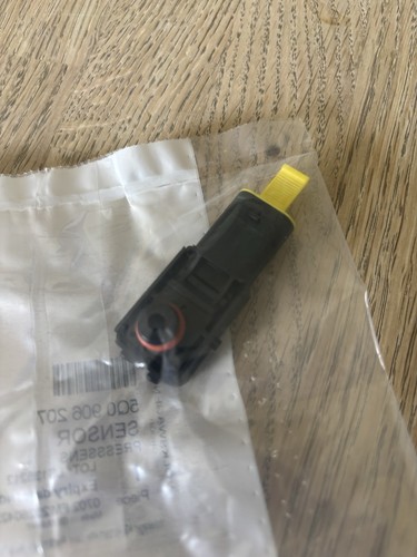 Brake booster pressure - brake, sensor