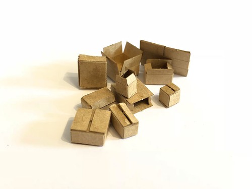 35x miniature cardboard boxes - cardboard,
