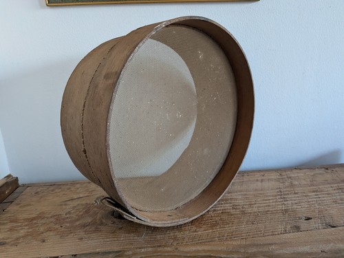 Vintage small wooden rustic - small,