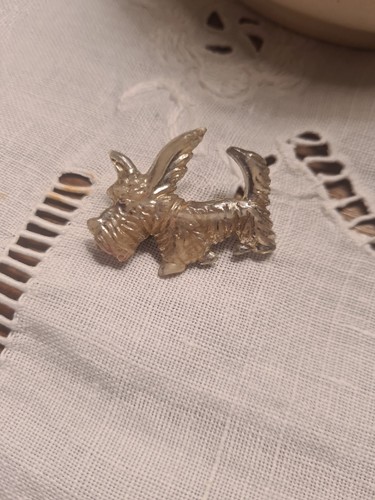 Vintage gold tone - tone, dog