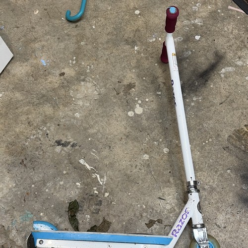Razor kick scooter model - kick,