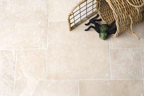 Tumbled travertine floor - tumbled, &