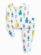 NWT GAP 5T SESAME STREET BIG