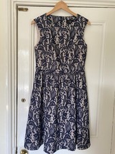 Vintage look navy & cream lace