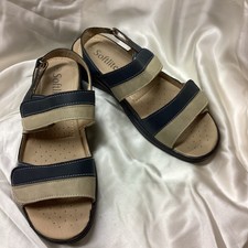 Softlites Women's Beige/navy