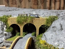 N Gauge Viaduct. Grey Brick