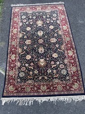 Stunning Handmade Persian Rug 261cm X 168cm Masterpiece GOOD CONDITION
