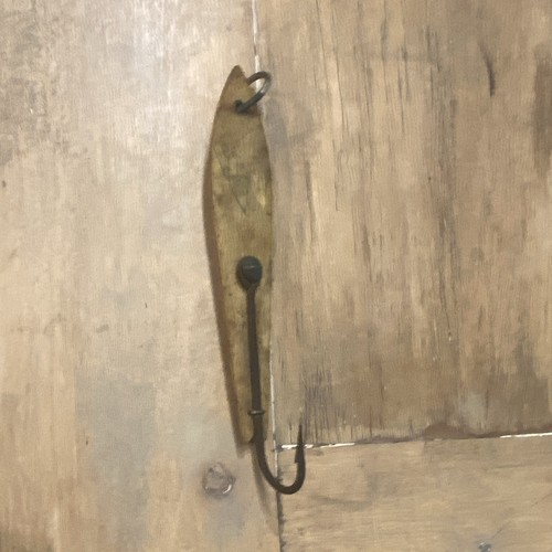 Vintage wooden saltwater jig - vintage,