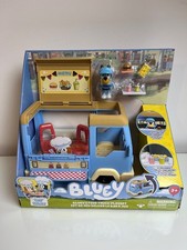 Brand New - Bluey Food Truck Playset - inc.Bluey Figure