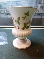 Wedgwood Wild Strawberry Bone