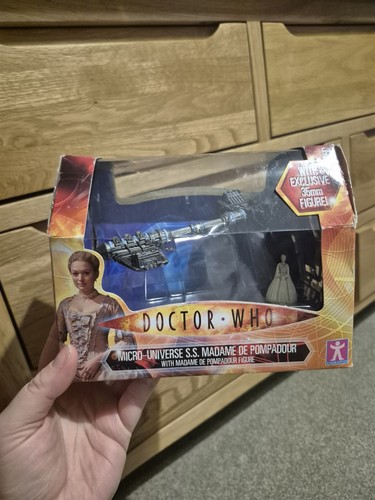 Doctor who micro universe s - doctor, micro-universe