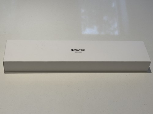 Apple watch series - 3, –