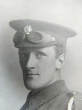 WW1 DISPATCH MOTORCYCLIST MOTORBIKE RIDER STUDIO PORTRAIT WITH GOGGLES "READY"