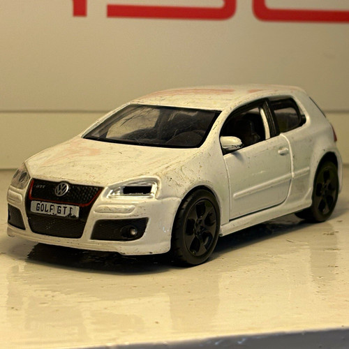 Bburago golf mk5 - vw,