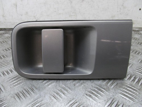 Nissan elgrand left passenger - nissan,