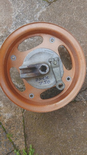 Honda z50r rear hub - z50r,