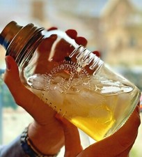 1 Litre Old Fashioned Mason Cocktail Shaker with an Extra Screw Top Lid